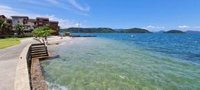 lindo apartamento frente ao mar pe na areia
